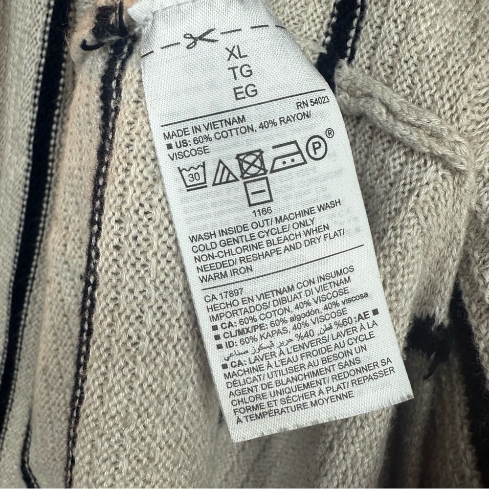 Old Navy size LX Cream and Black V-Neck Tunic Sweater - Picture 3 of 6
